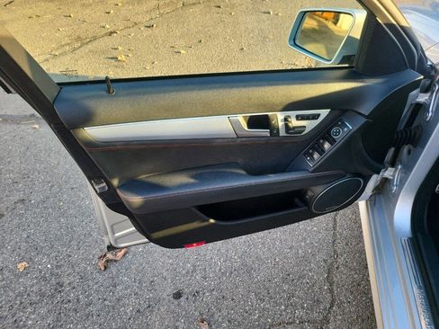 Used 2014 Mercedes-Benz C 300 4MATIC Sedan image 16