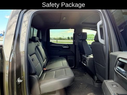 Used 2023 Chevrolet Silverado 1500 LTZ w/ Technology Package AWD/4WD image 10