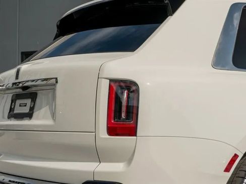 Used 2025 Rolls-Royce Cullinan image 39