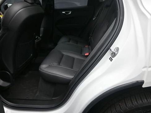Used 2026 Volvo XC60 B5 Ultra w/ Protection Package Premier AWD/4WD image 21