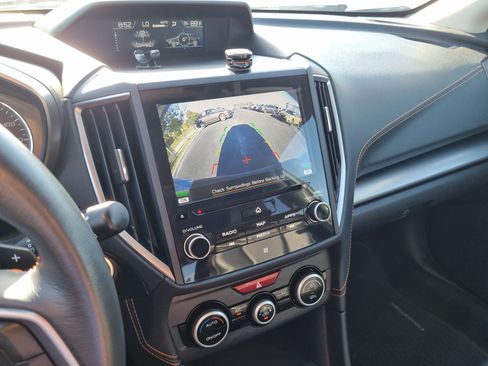 Used 2019 Subaru Crosstrek 2.0i Limited w/ Moonroof Package w/Navigation AWD/4WD image 29
