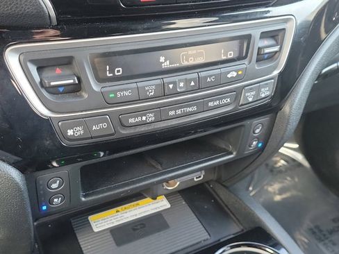 Used 2023 Honda Passport Elite image 17