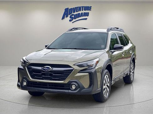 Certified 2025 Subaru Outback Premium w/ Popular Package #1A image 2