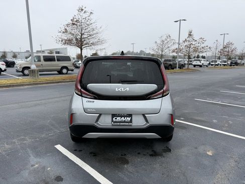 Used 2024 Kia Soul LX w/ Option Group 015 image 6