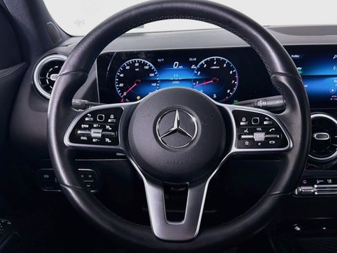 Used 2023 Mercedes-Benz GLA 250 image 18