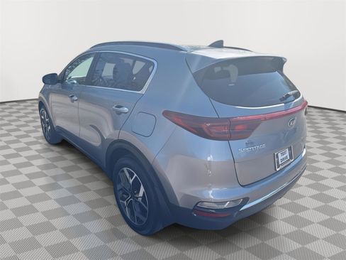 Used 2021 Kia Sportage EX w/ EX Technology Package image 8