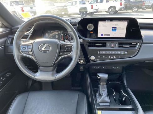 Used 2024 Lexus ES 250 w/ Premium Package image 13