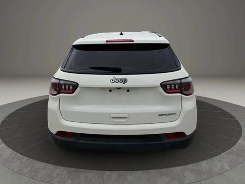 Used 2018 Jeep Compass Sport FWD image 6