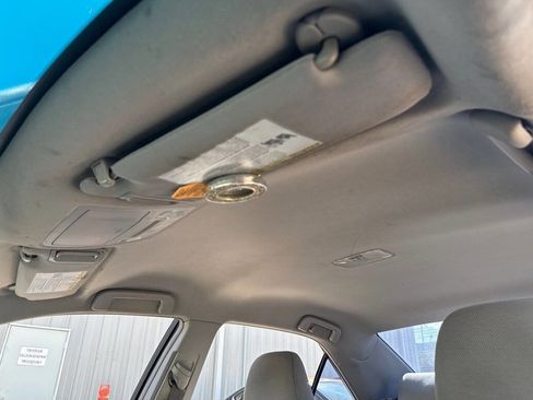 Used 2012 Toyota Camry LE image 12