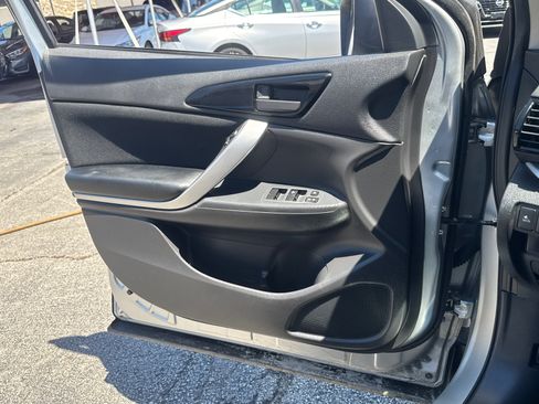 Used 2024 Mitsubishi Eclipse Cross LE AWD/4WD image 15