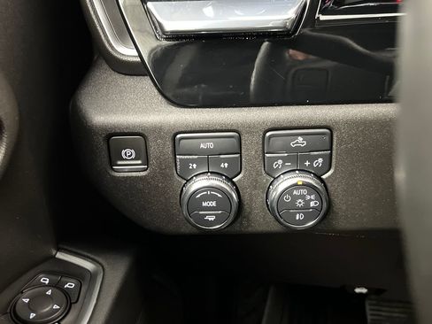 Used 2024 GMC Sierra 1500 Elevation AWD/4WD image 46