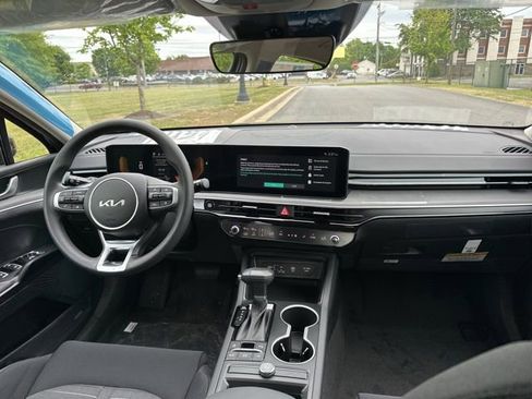 New 2026 Kia K5 LXS FWD image 3