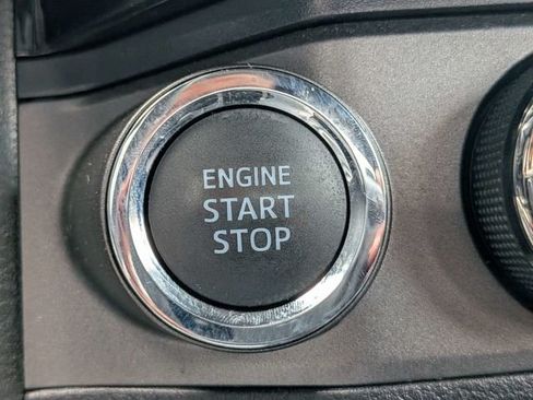 Used 2018 Toyota Tacoma TRD Sport AWD/4WD image 27