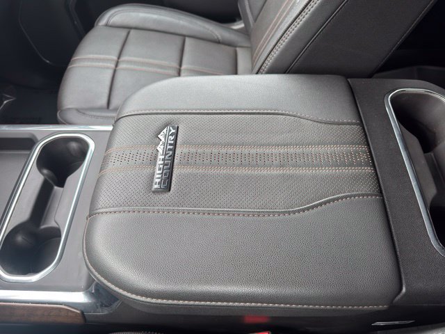 Used 2025 Chevrolet Silverado 3500 High Country w/ Technology Package AWD/4WD image 22