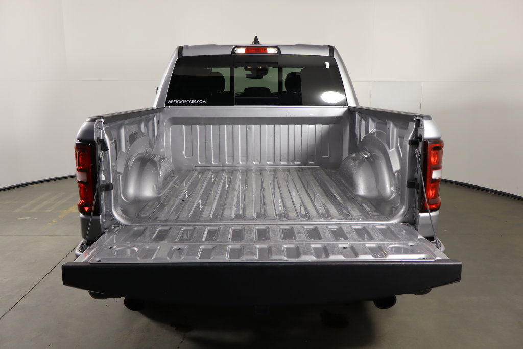 Used 2025 RAM 1500 Tradesman w/ Night Edition RWD image 17