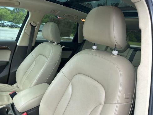 Used 2016 Audi Q5 2.0T Premium Plus w/ Technology Package AWD/4WD image 22