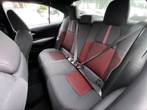 Used 2025 Toyota Corolla SE FWD image 19
