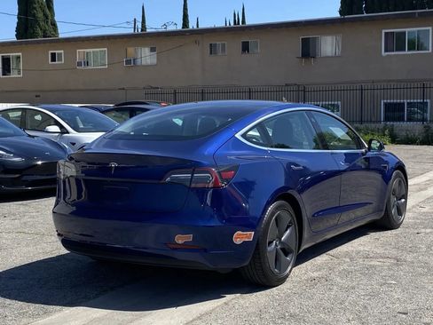 Used 2020 Tesla Model 3 Standard Range Plus RWD image 4