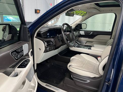 Used 2018 Lincoln Navigator L Black Label AWD/4WD image 7