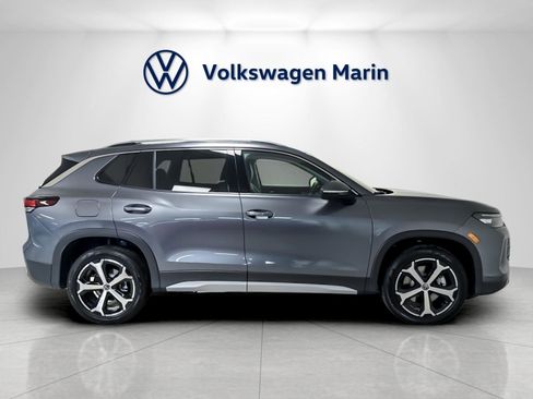 New 2026 Volkswagen Tiguan SE image 6