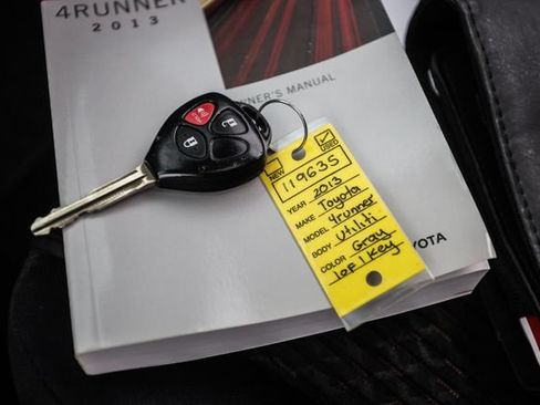 Used 2013 Toyota 4Runner SR5 w/ Convenience Pkg AWD/4WD image 57