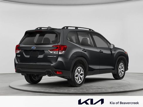 Used 2024 Subaru Forester Premium AWD/4WD image 2
