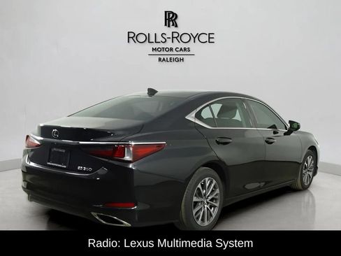Used 2022 Lexus ES 350 image 4