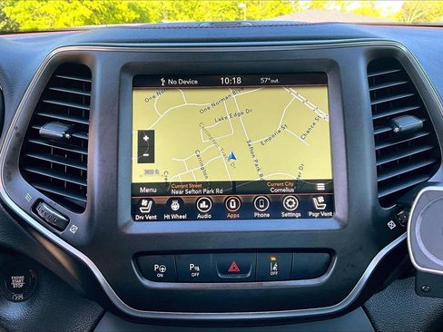 Certified 2021 Jeep Cherokee Trailhawk w/ Sun, Sound & Nav Group image 13