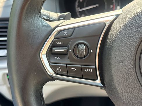 Used 2025 Acura RDX SH-AWD w/ Technology Package image 30