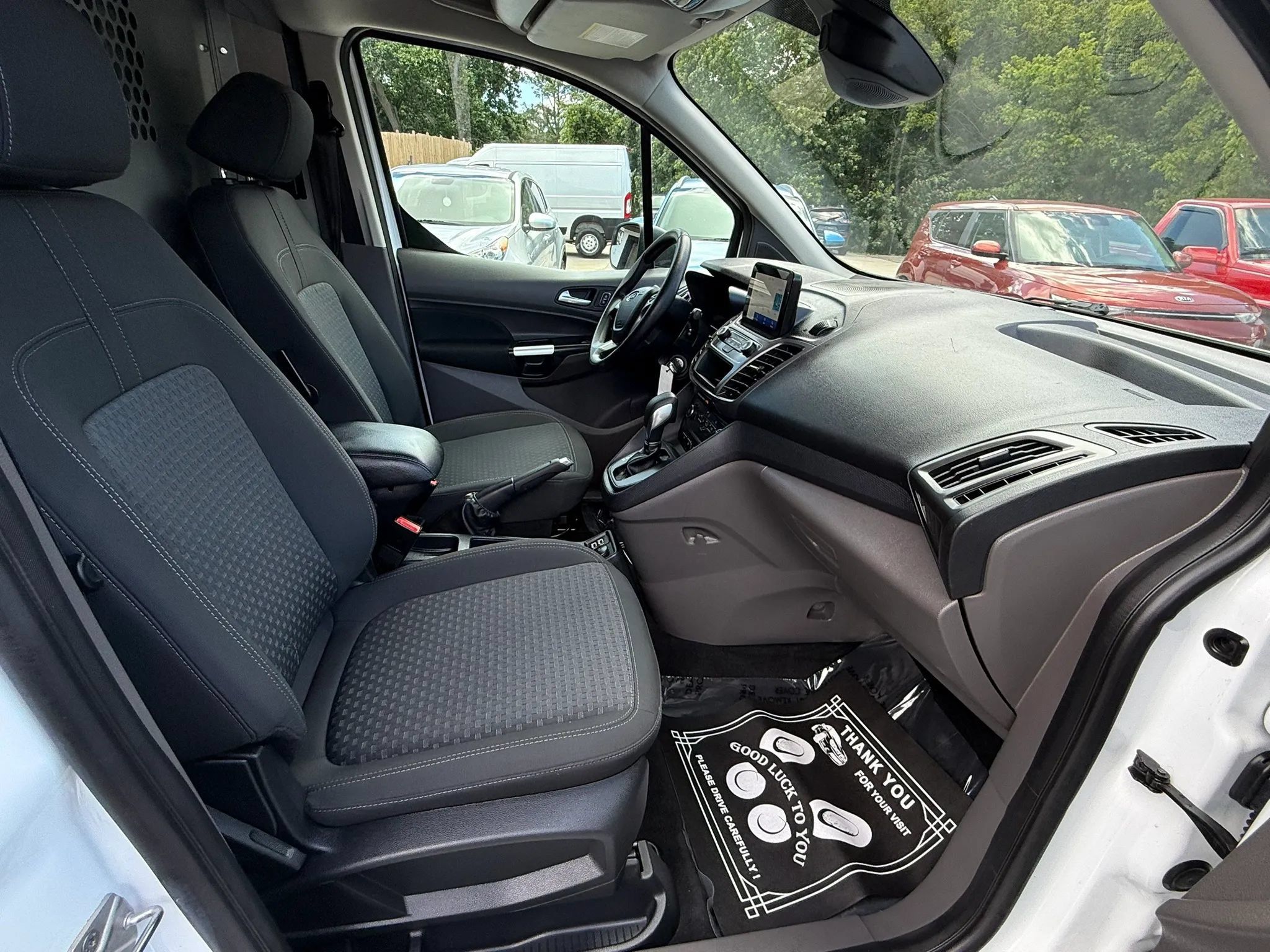 Used 2022 Ford Transit Connect XLT FWD image 8