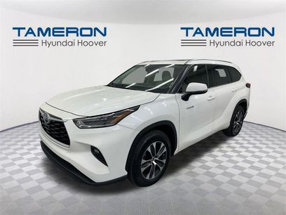 Used 2021 Toyota Highlander XLE