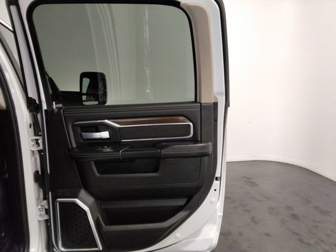 Used 2024 RAM 2500 Laramie image 39