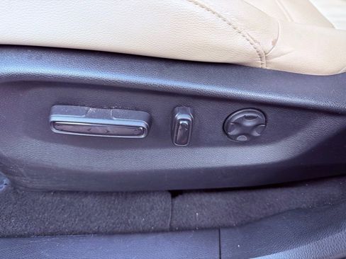 Used 2017 Honda CR-V EX-L image 19