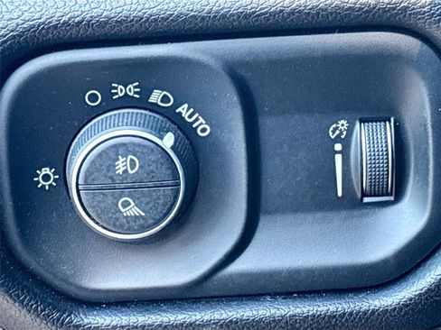 Used 2024 RAM 2500 Big Horn image 11