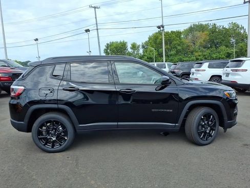 New 2026 Jeep Compass Latitude AWD/4WD image 2
