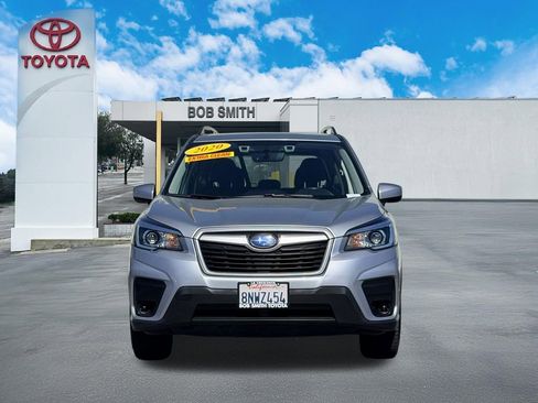 Used 2020 Subaru Forester Premium image 3