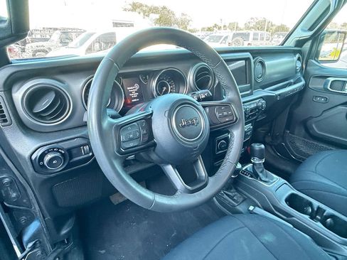 Used 2023 Jeep Wrangler Sport S image 12