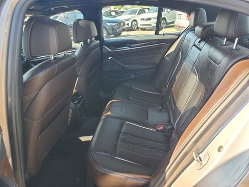 Used 2017 BMW 530i xDrive AWD/4WD image 30