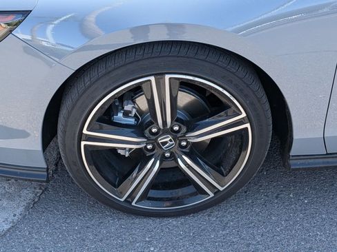 Used 2023 Honda Accord Sport image 28
