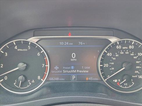 Used 2024 Nissan Altima 2.5 SR FWD image 9