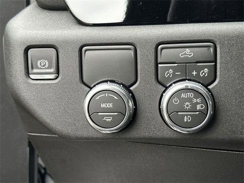 New 2026 GMC Sierra 1500 Elevation image 16