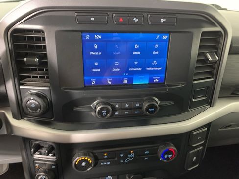 Used 2022 Ford F150 XLT w/ Trailer Tow Package image 23