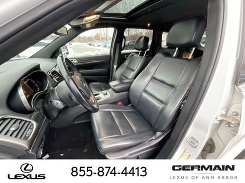 Used 2020 Jeep Grand Cherokee Limited w/ Premium Lighting Group image 12