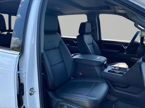 Used 2026 GMC Sierra 2500 Denali w/ Denali Reserve Package AWD/4WD image 30