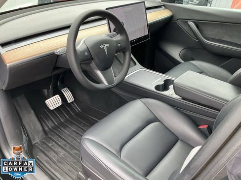 Used 2022 Tesla Model Y Performance AWD/4WD image 6