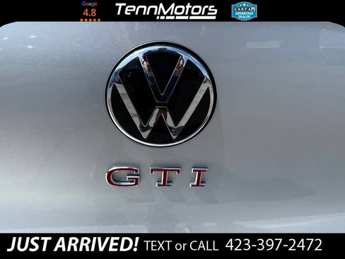 Used 2022 Volkswagen GTI SE FWD image 13