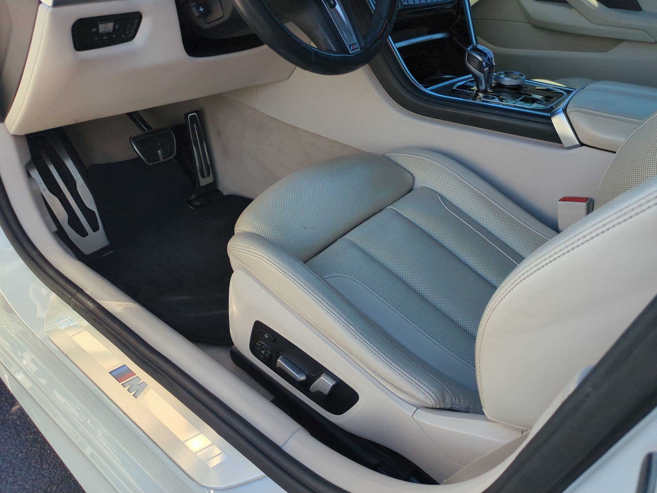 Used 2022 BMW 840i Gran Coupe xDrive AWD/4WD image 17