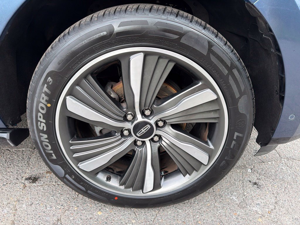 Used 2019 Lincoln Navigator L 4WD Reserve w/ Cargo Package image 9