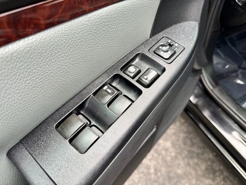 Used 2009 Mitsubishi Galant ES image 19