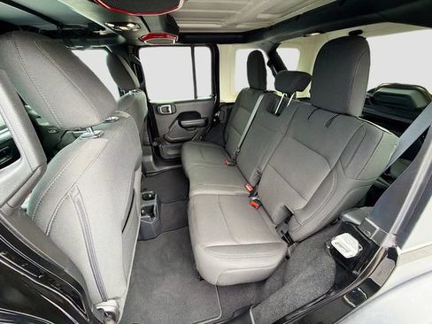 Used 2021 Jeep Wrangler Unlimited Sport AWD/4WD image 25